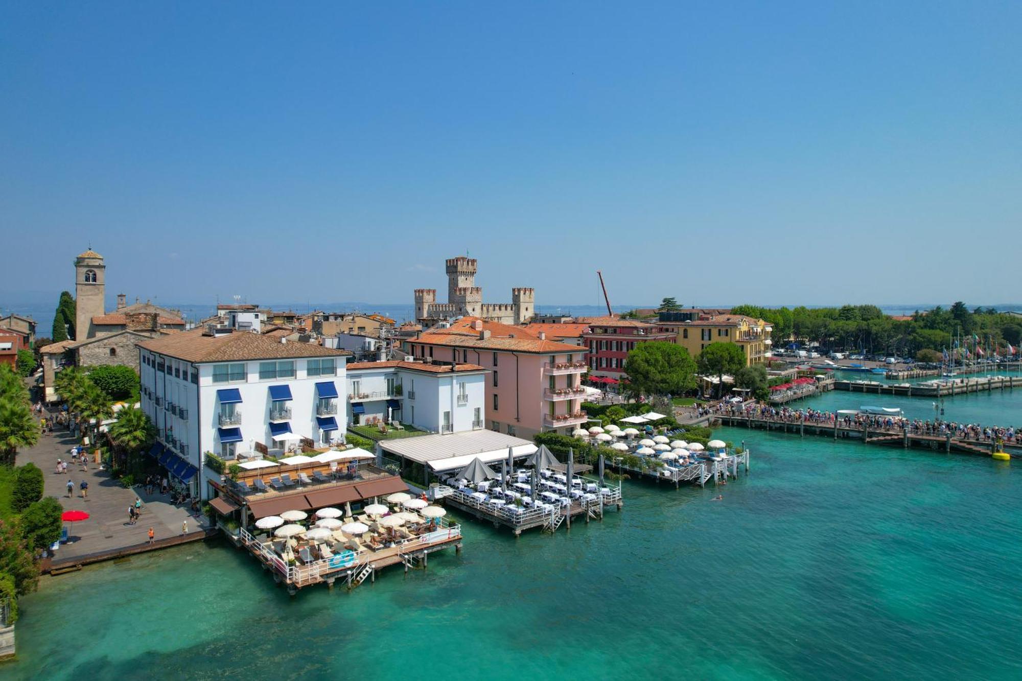 Hotel Flaminia Sirmione Esterno foto